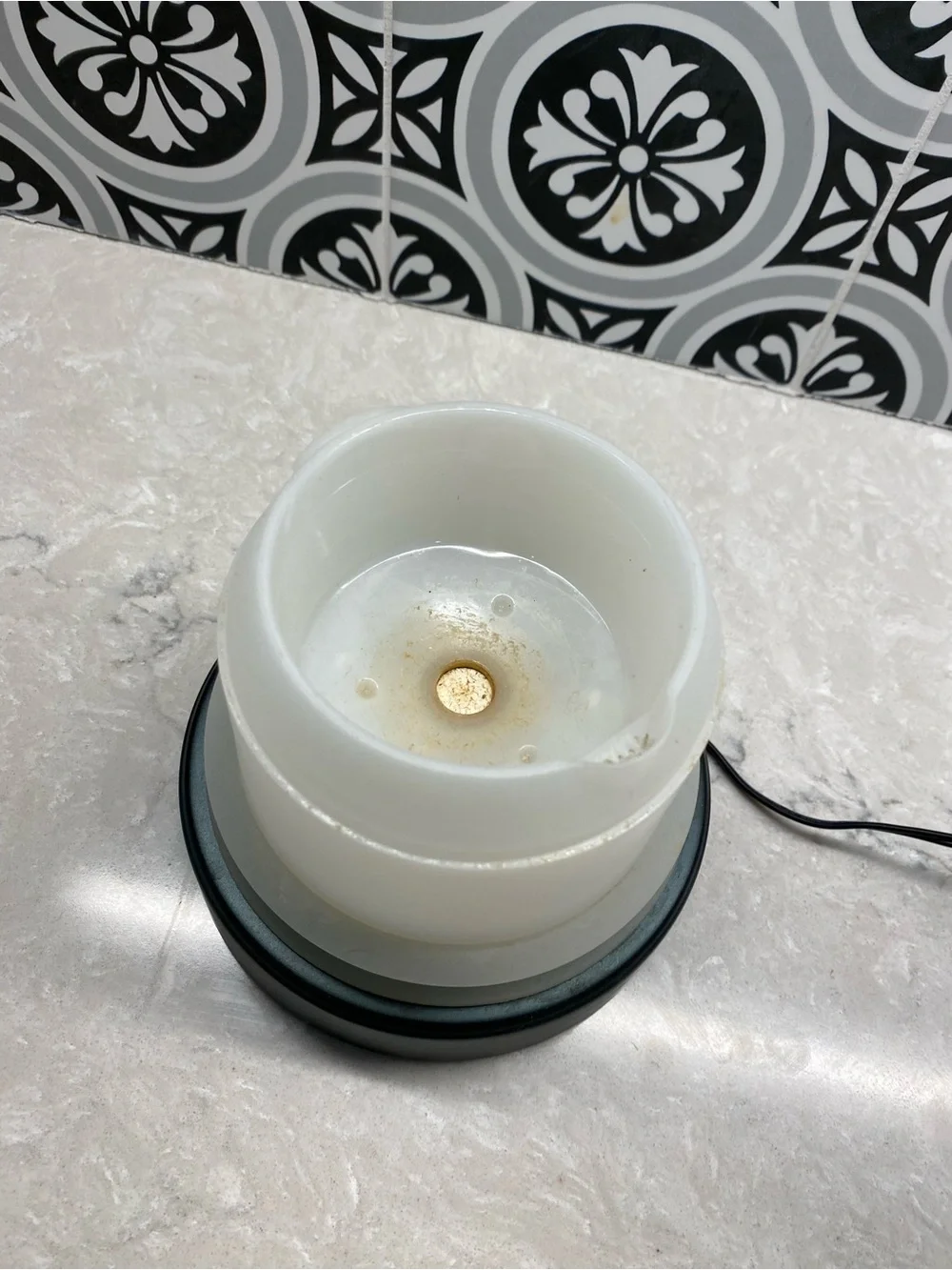 Scentsy Diffuser and Enchant Handmade Mosaic Glass Shade